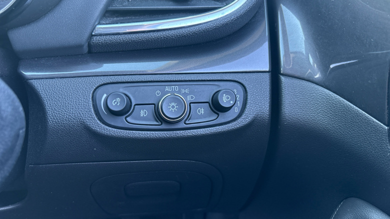 Vauxhall Mokka X 1.6i Elite 5dr Petrol Hatchback